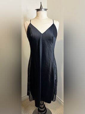 VICTORIA’S SECRET Black Satin & Sheer Metallic Lace Side Slip Dress SIZE LARGE